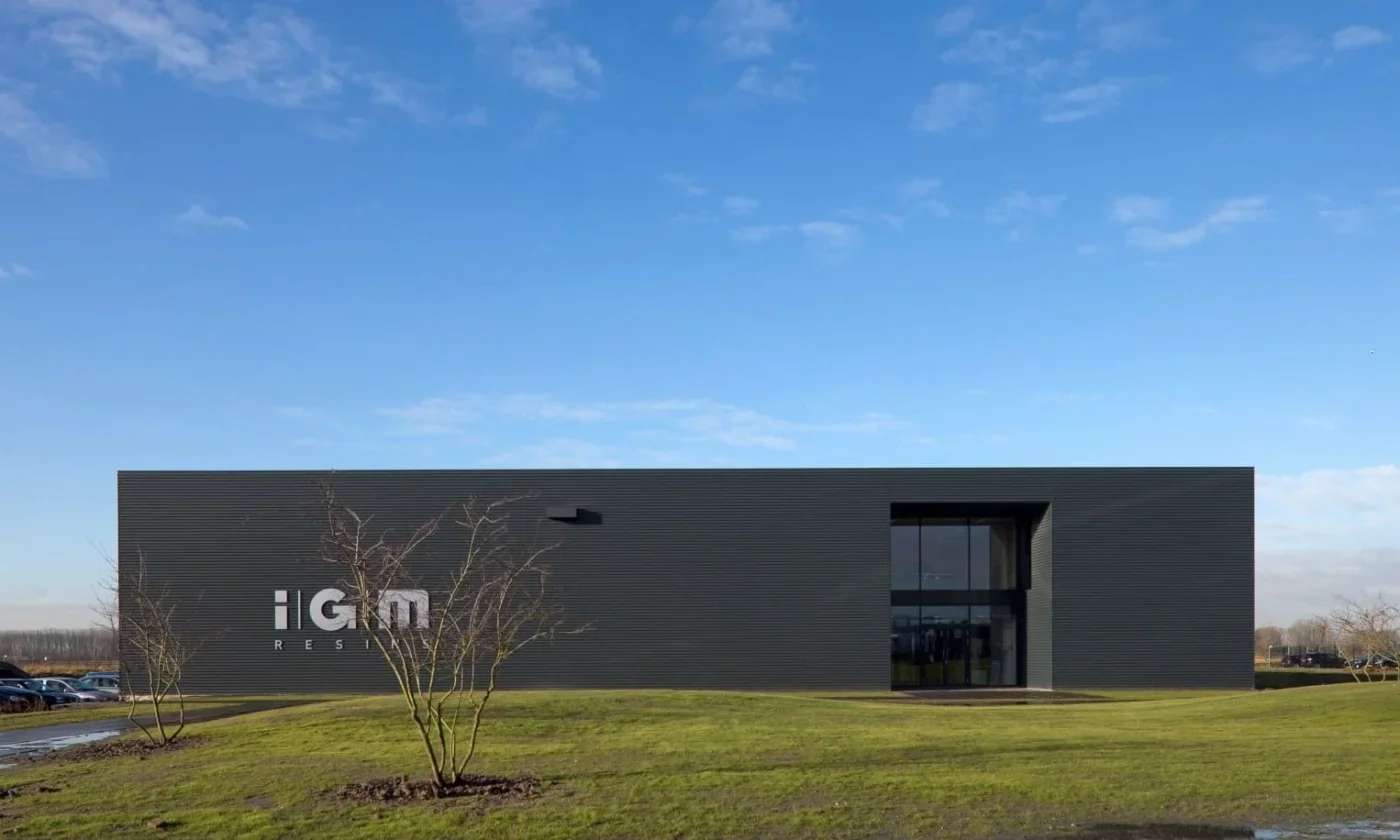 Hoofdkantoor en opslag IGM (1/4)